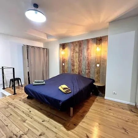Duplex Centre Historique Apartamento Arlés
