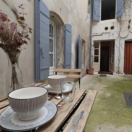 Duplex Centre Historique * Arlés